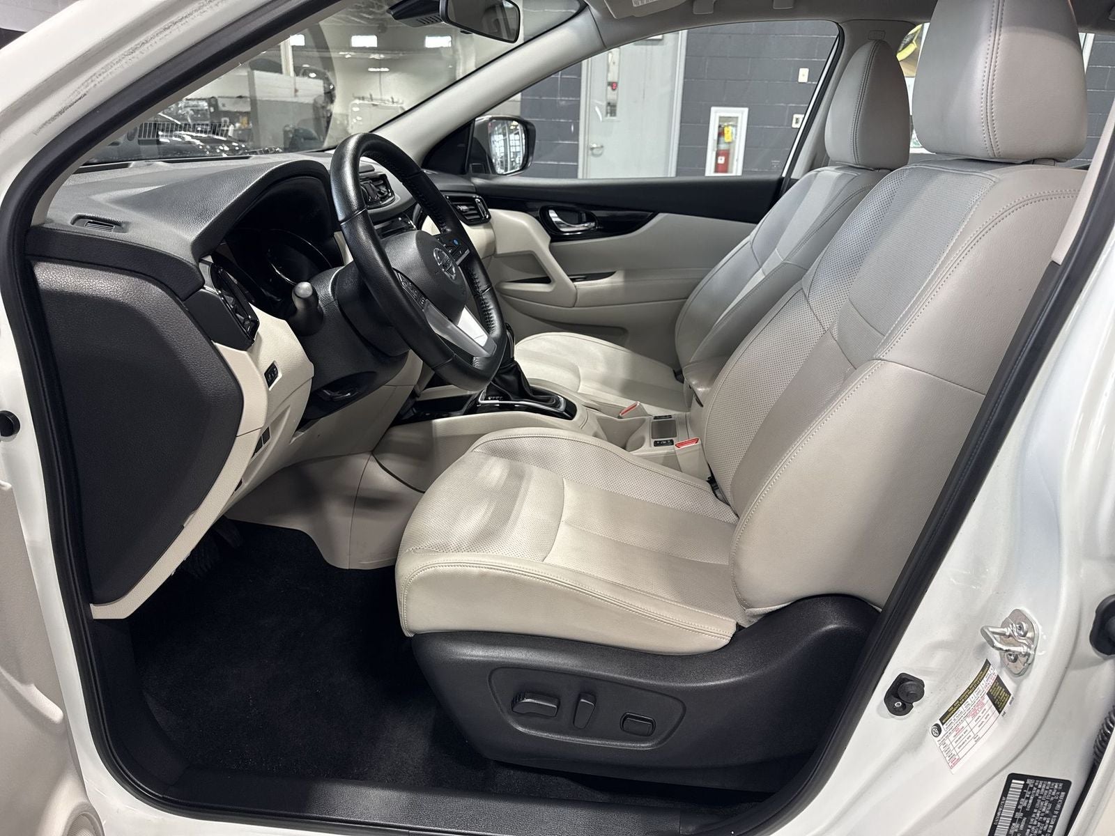 2022 Nissan Rogue Sport SL
