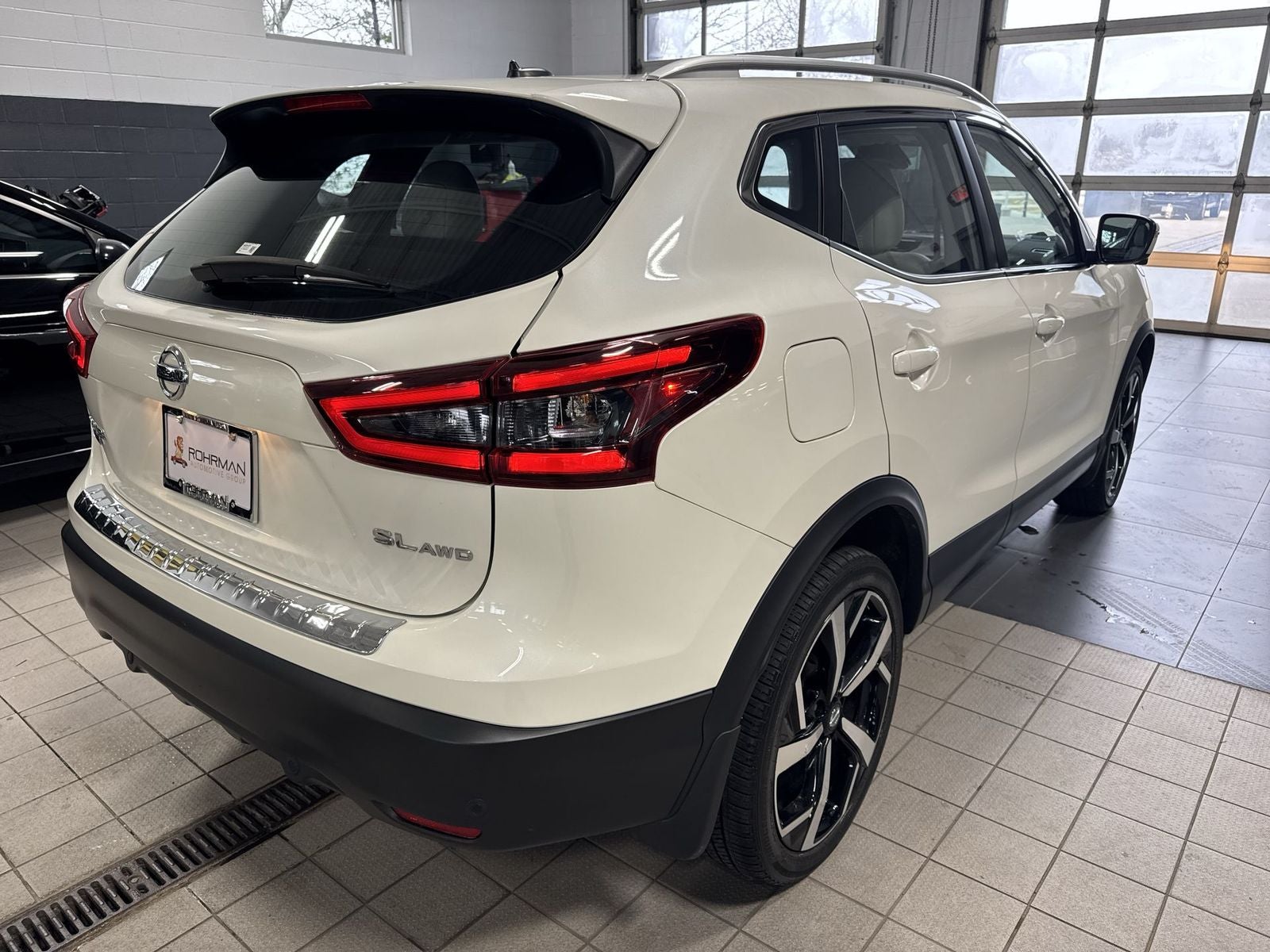 2022 Nissan Rogue Sport SL