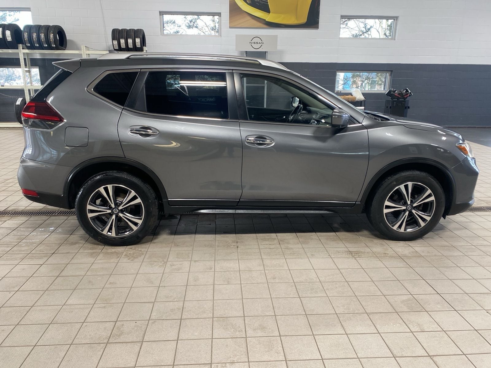 2019 Nissan Rogue SV