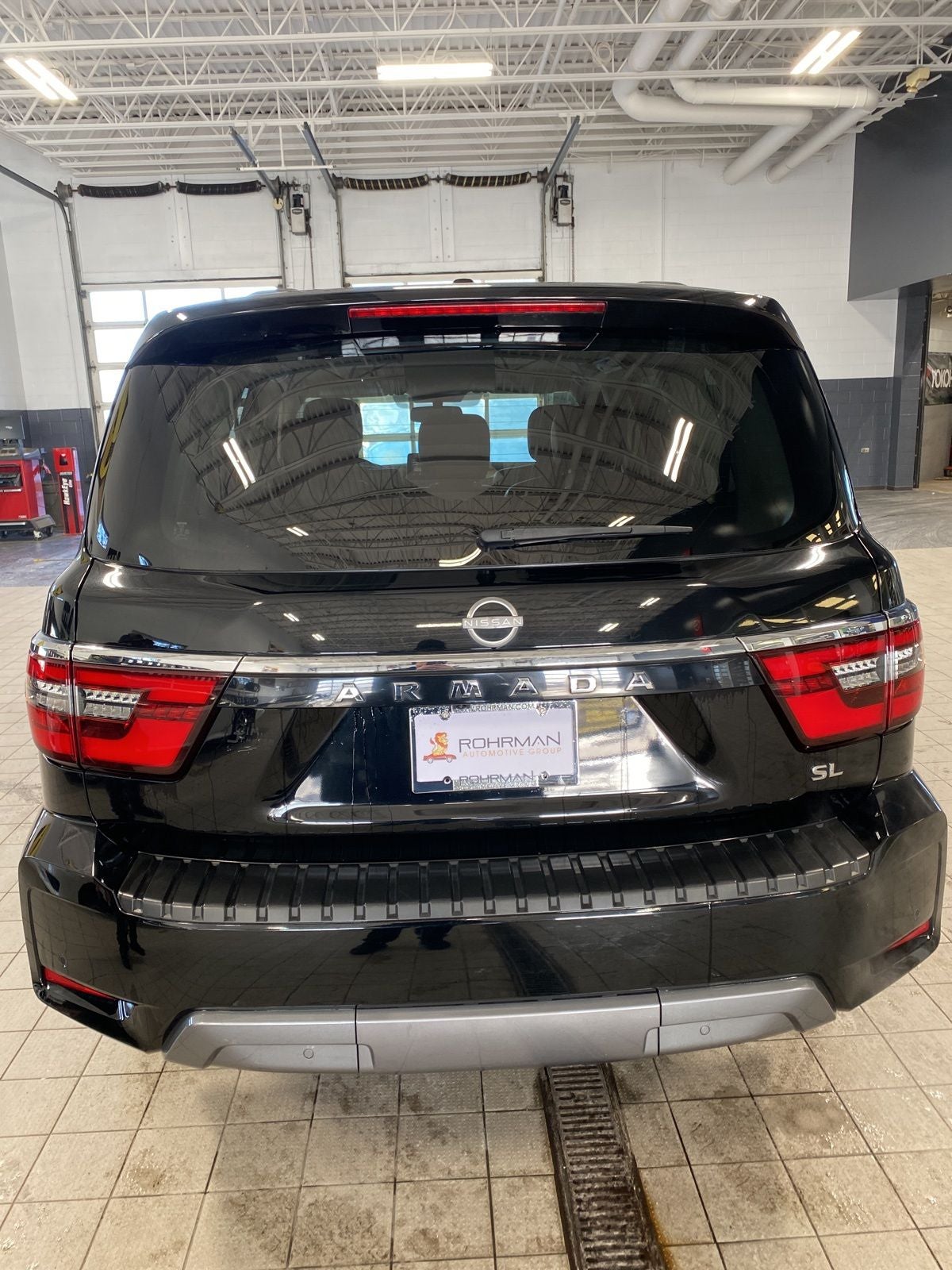 2022 Nissan Armada SL