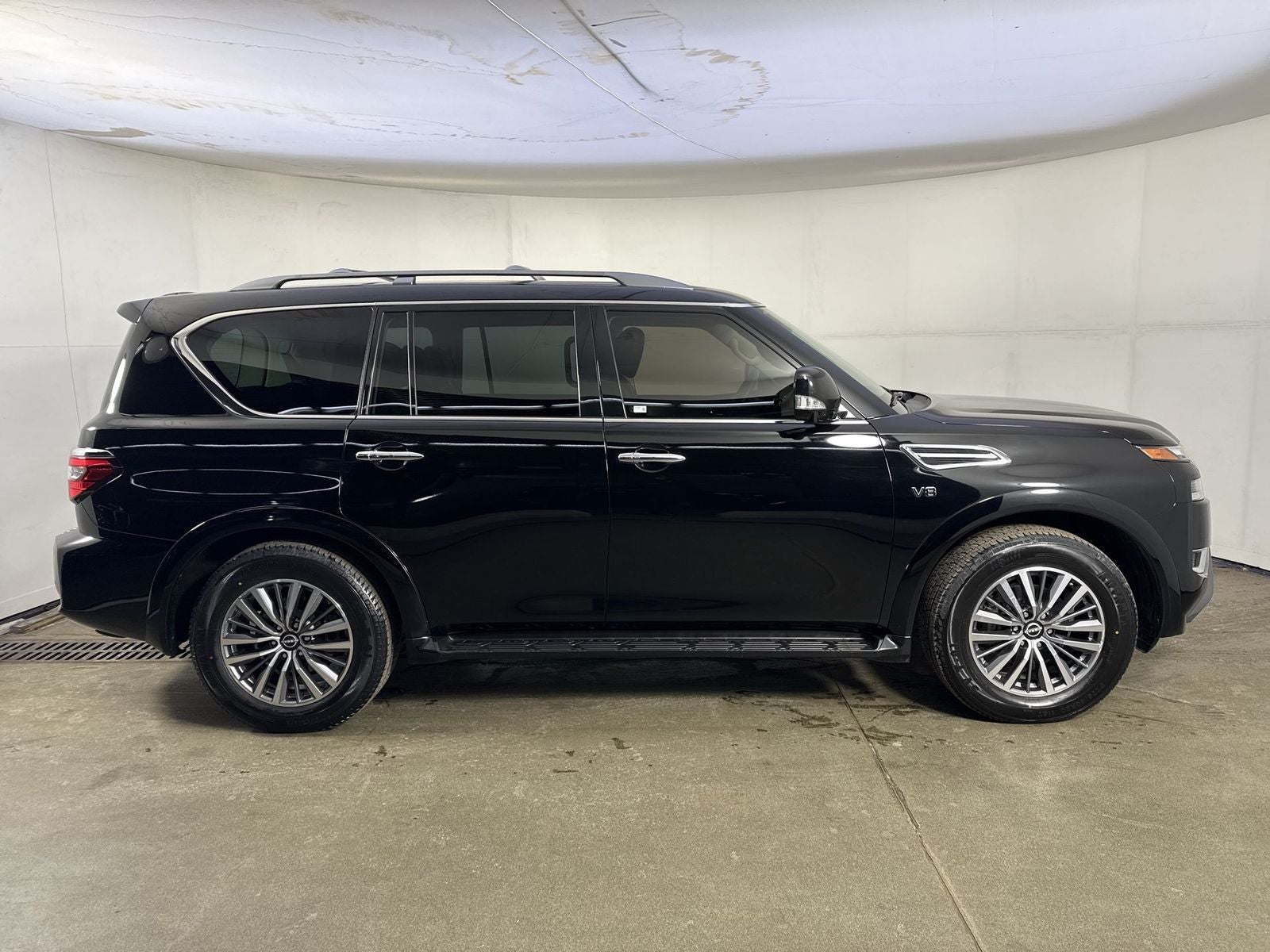 2022 Nissan Armada SL