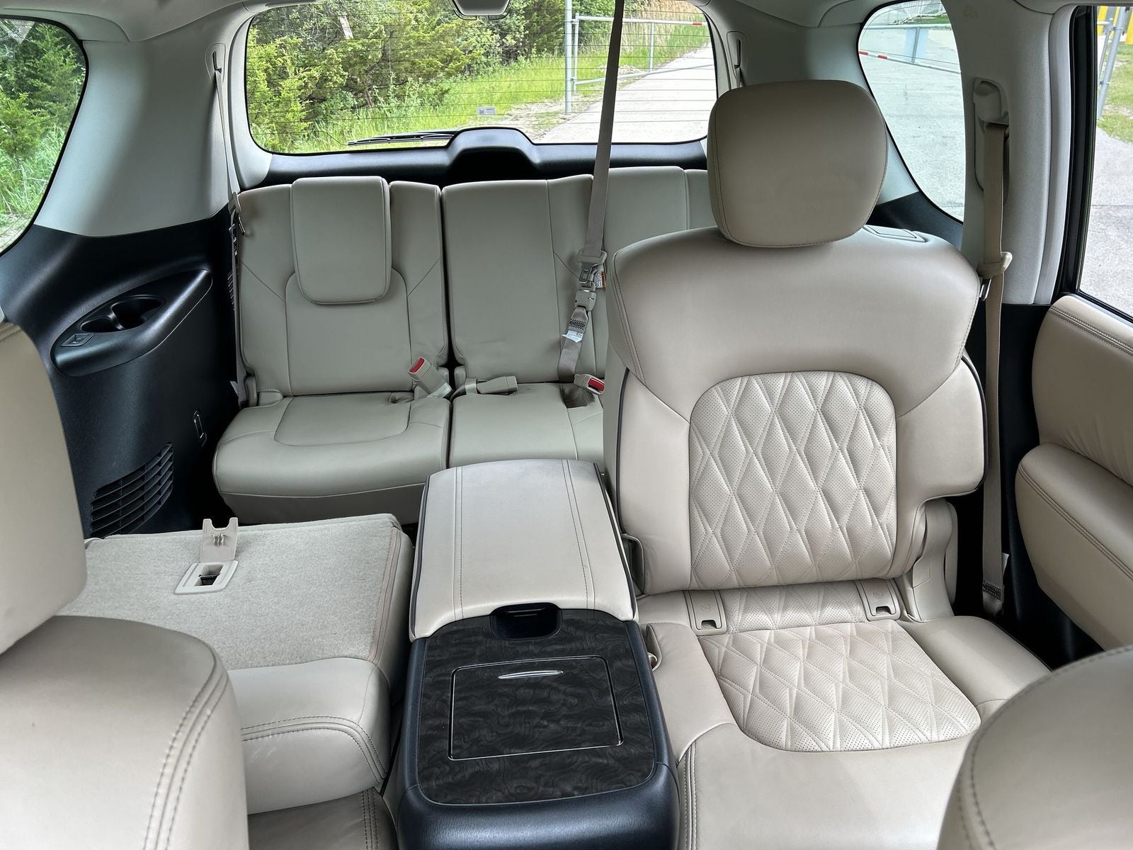 2023 Nissan Armada Platinum