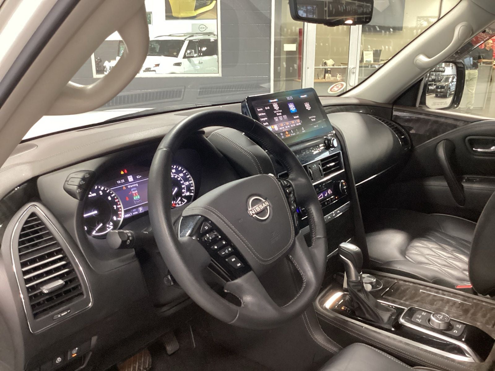 2023 Nissan Armada Platinum