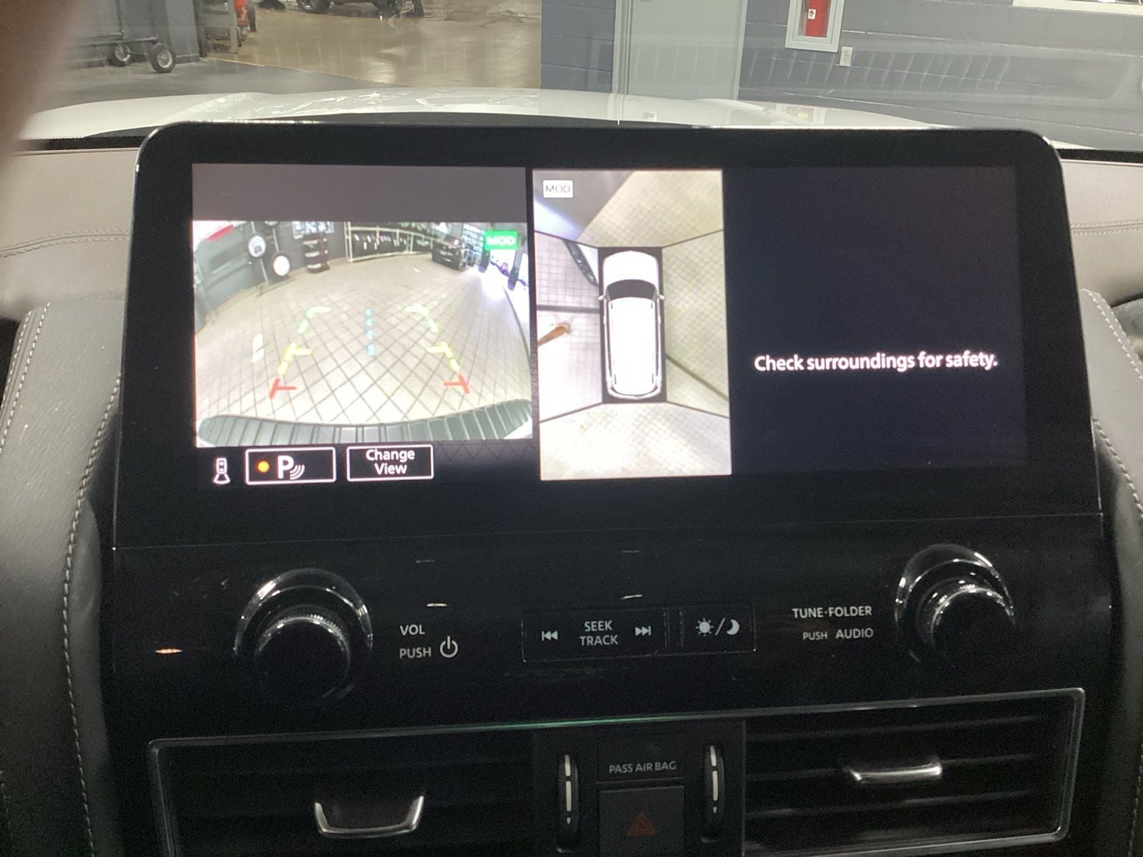 2023 Nissan Armada Platinum