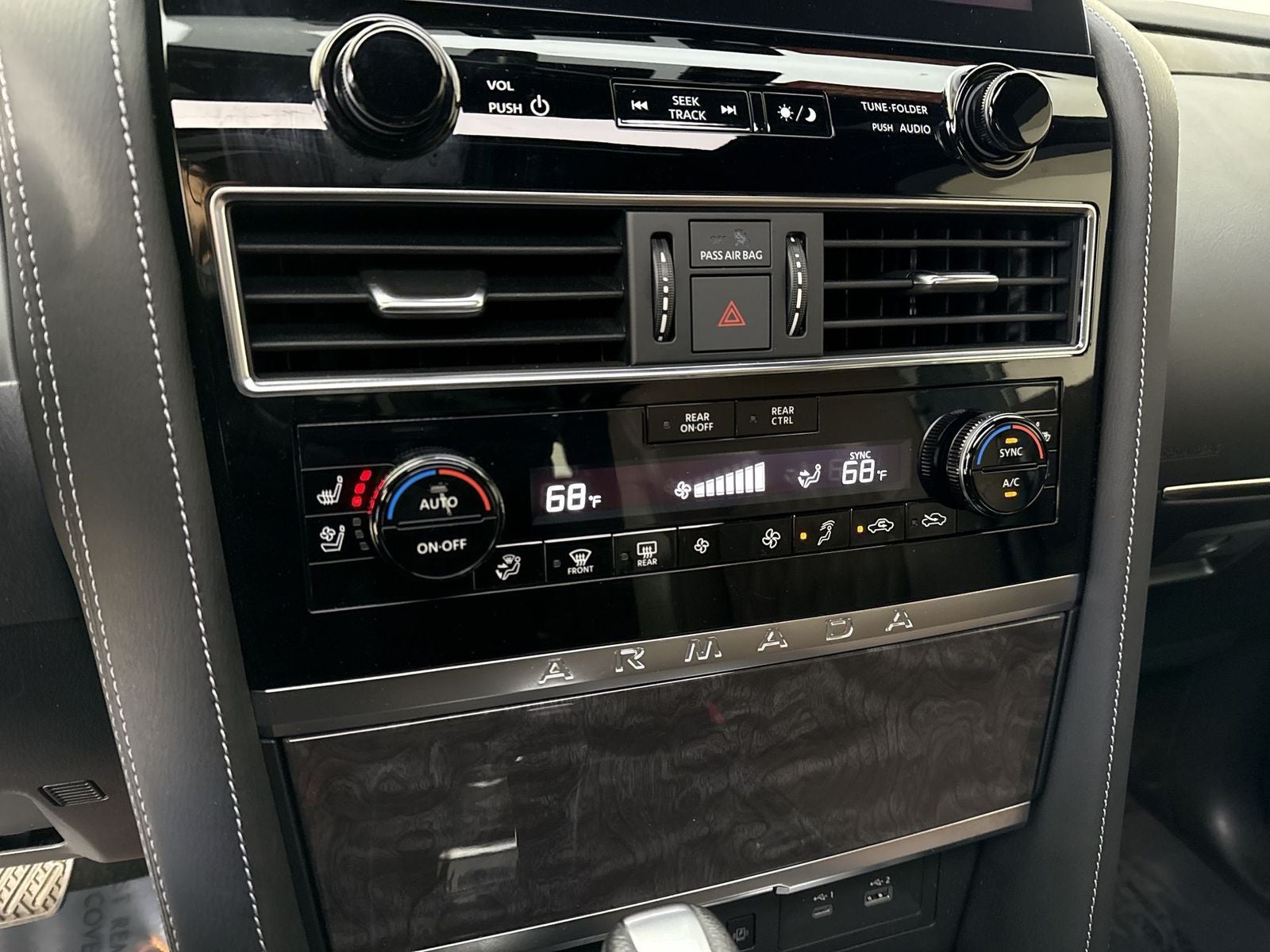 2022 Nissan Armada Platinum