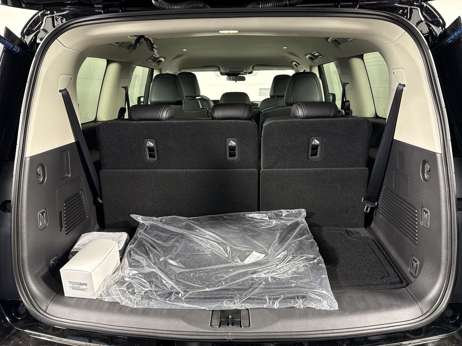 2026 Nissan Armada SV