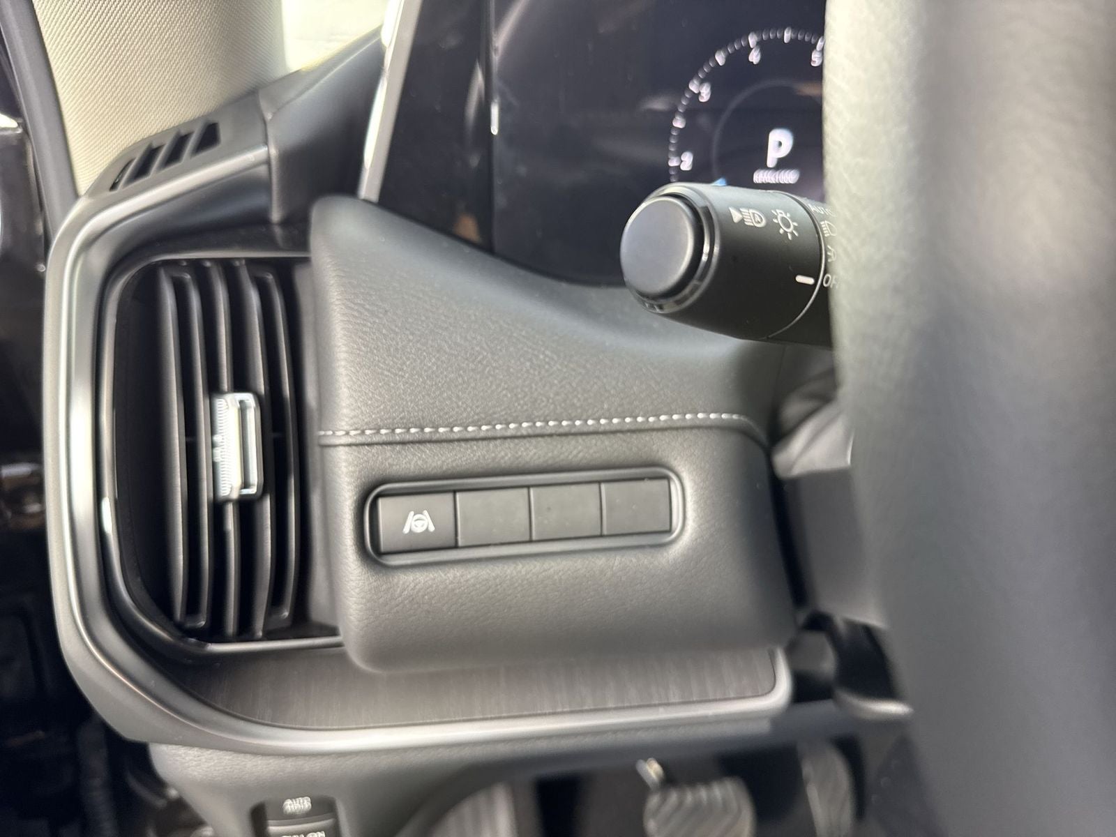 2025 Nissan Armada SV