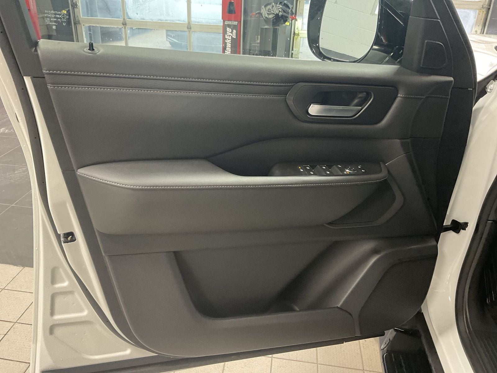 2026 Nissan Armada SV