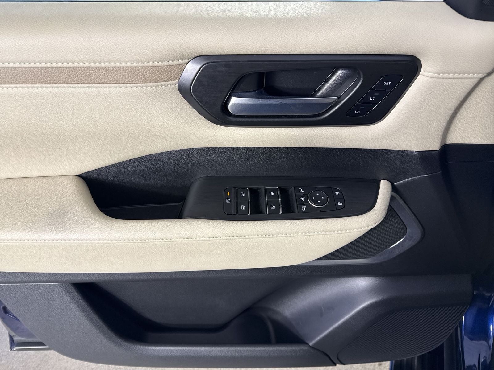 2025 Nissan Armada Platinum Reserve