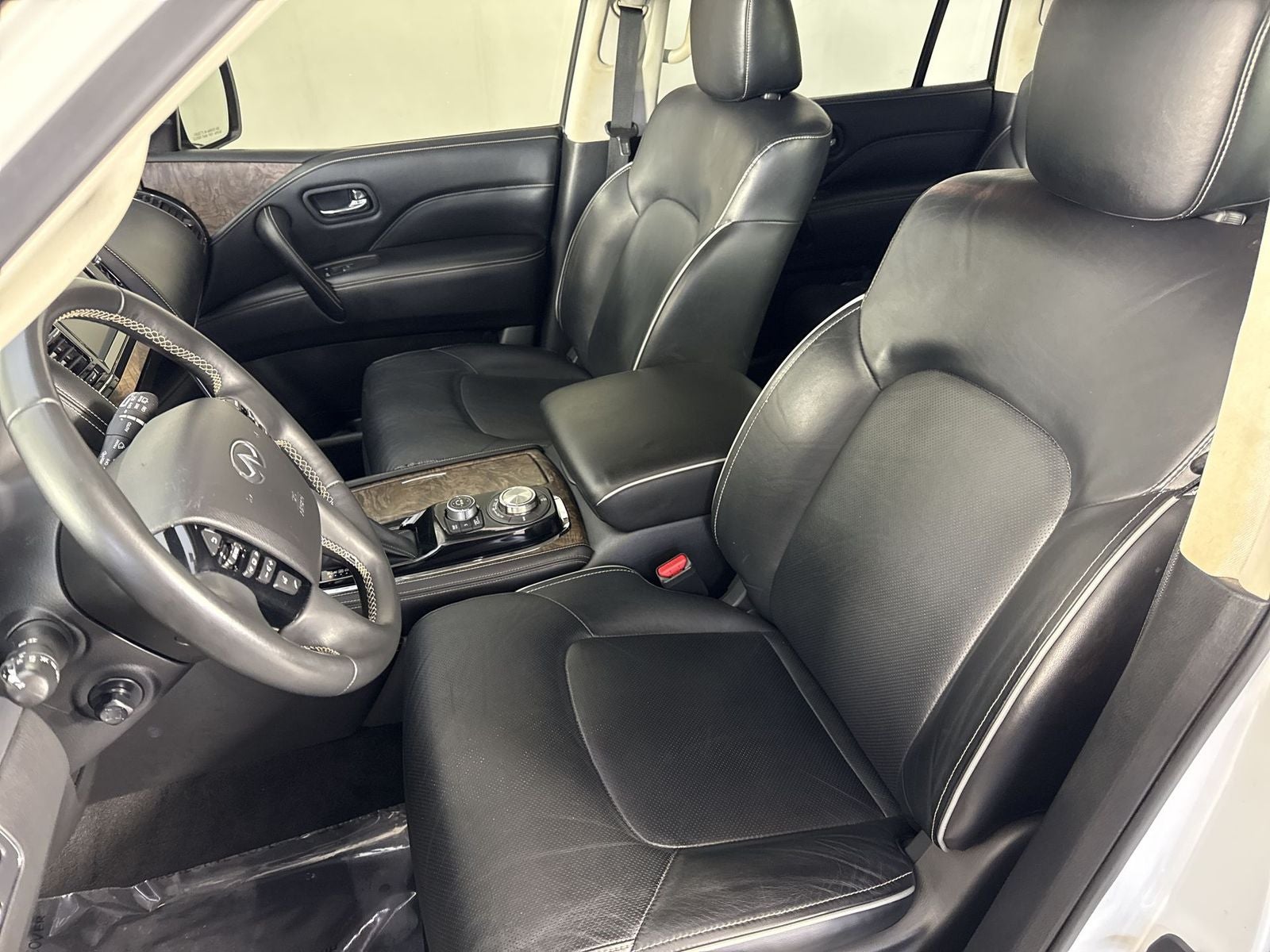 2021 INFINITI QX80 Premium Select