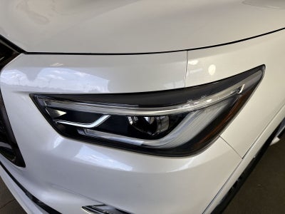 2021 INFINITI QX80 Premium Select
