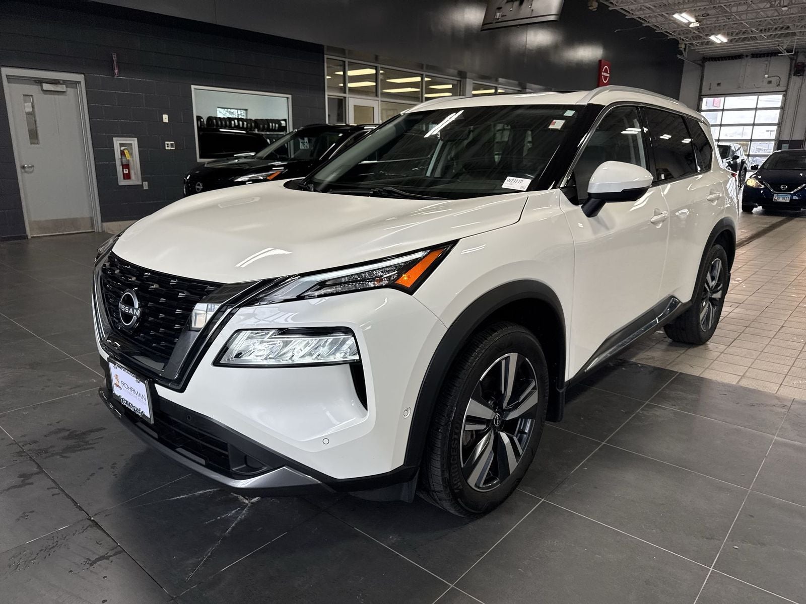 2023 Nissan Rogue SL