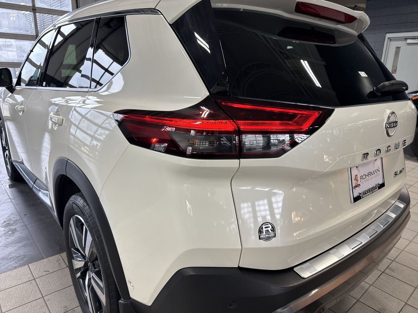 2023 Nissan Rogue SL