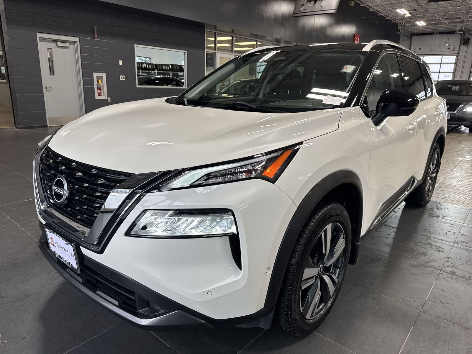 2023 Nissan Rogue SL