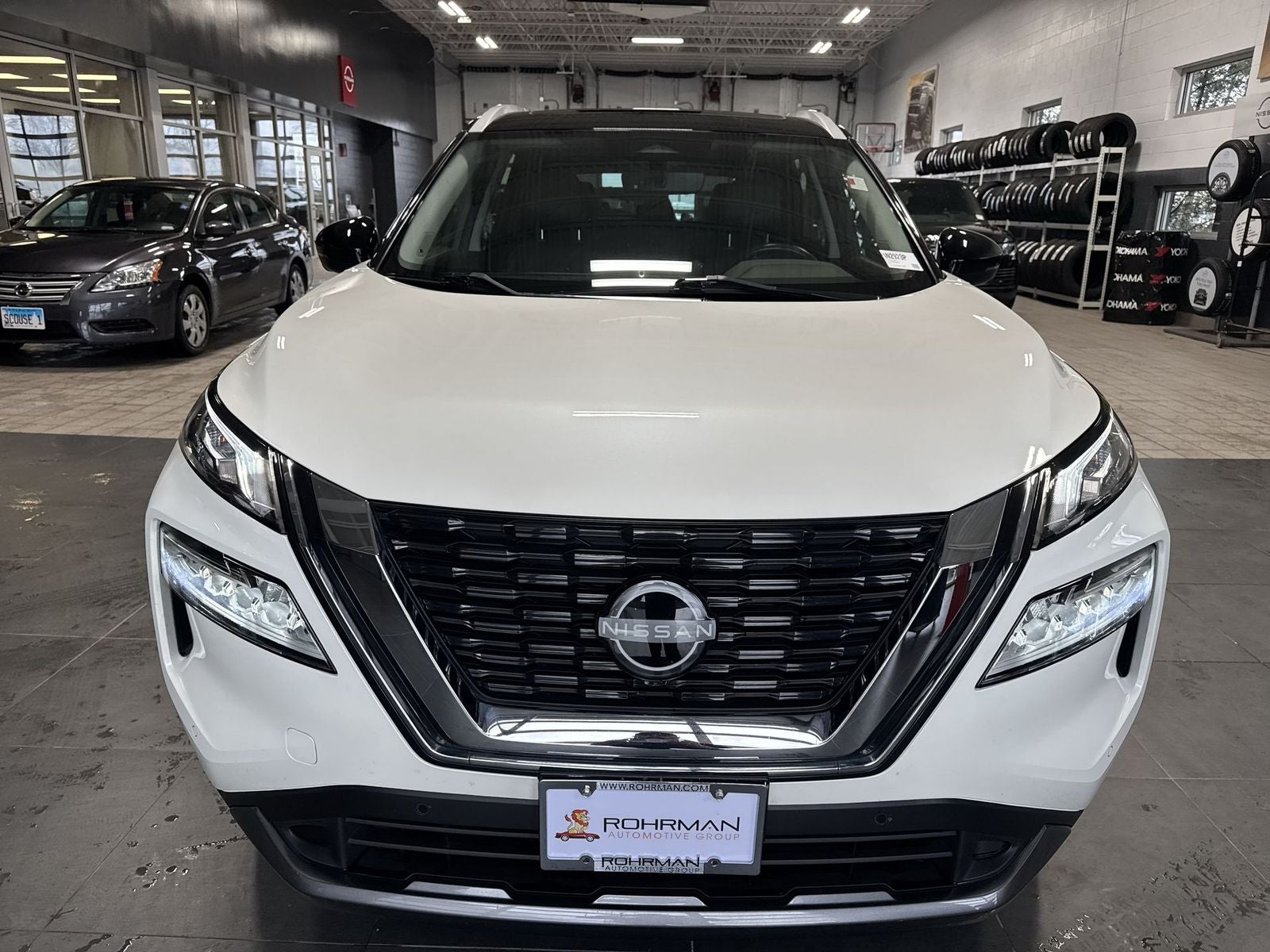 2023 Nissan Rogue SL