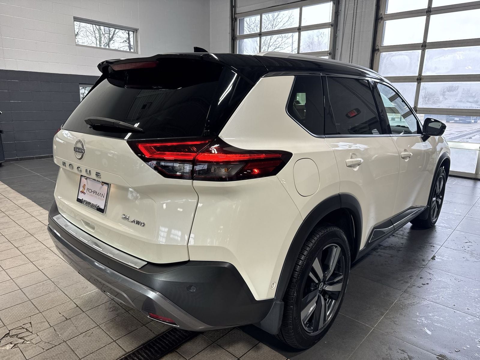 2023 Nissan Rogue SL