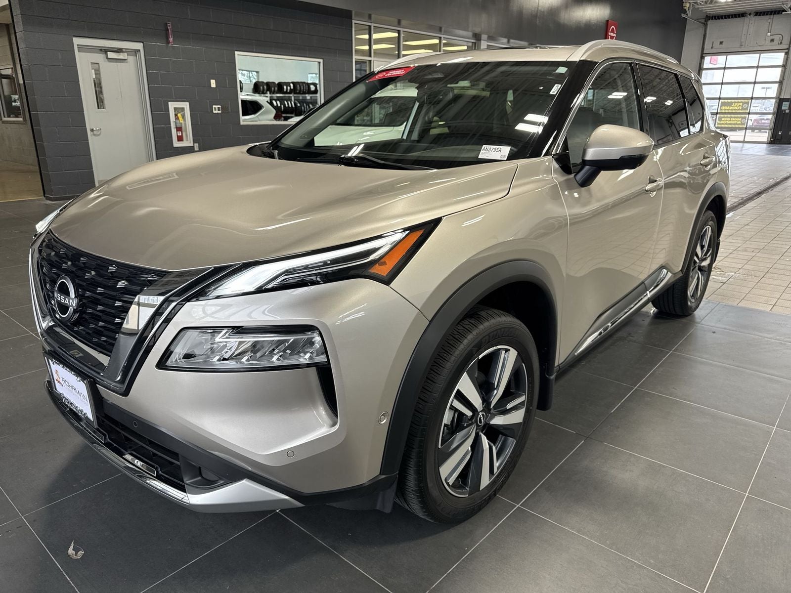 2023 Nissan Rogue Platinum