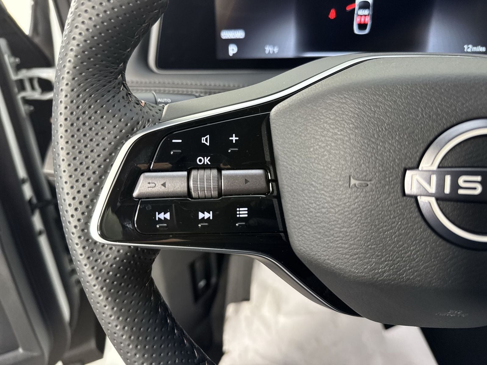 2025 Nissan Ariya EVOLVE+ e-4ORCE