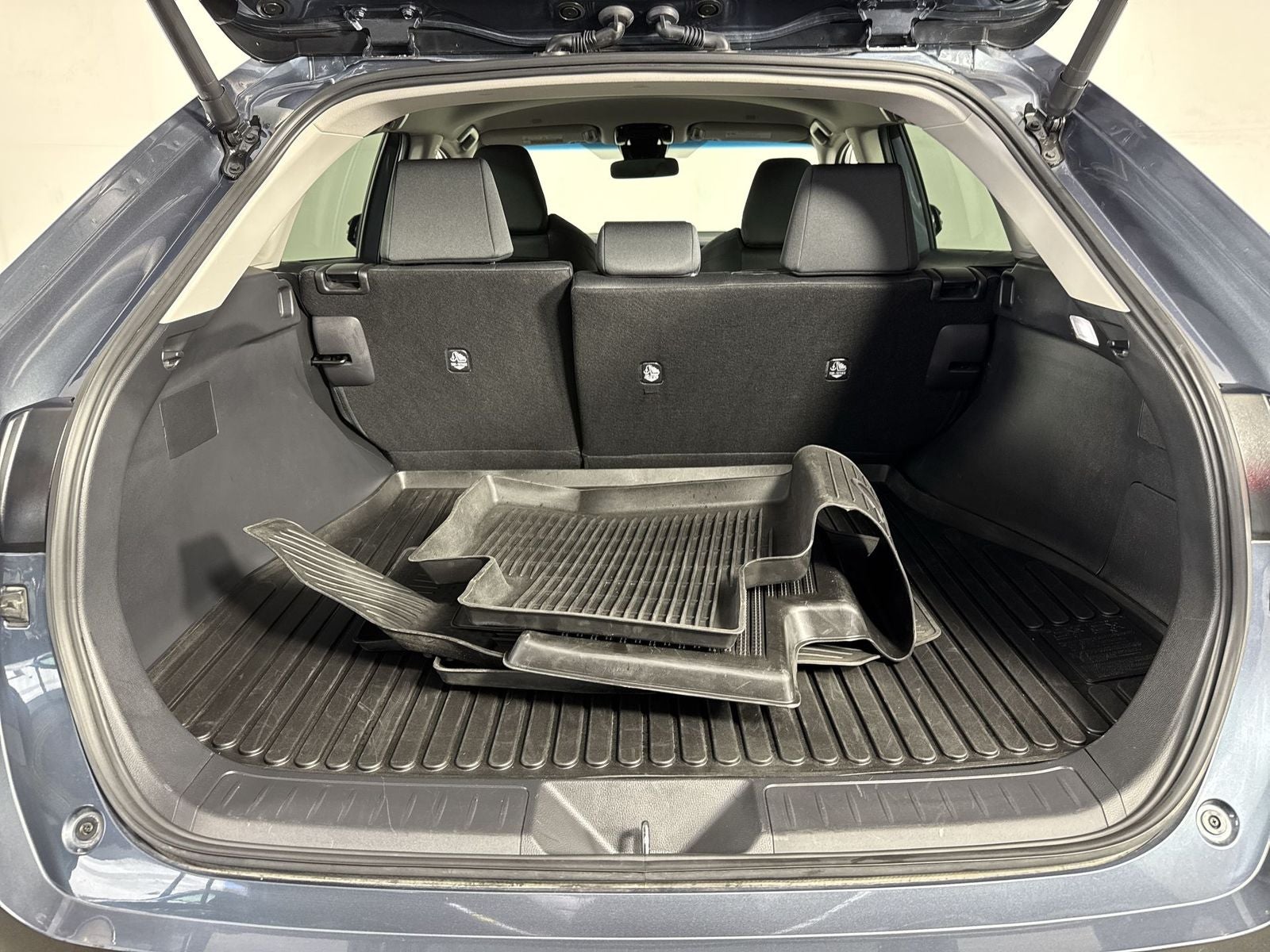 2024 Toyota Venza LE