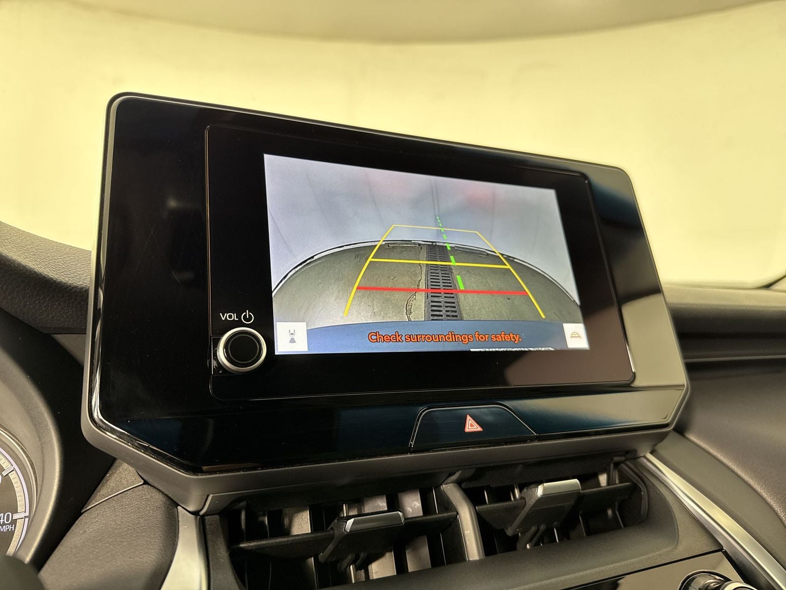 2024 Toyota Venza LE