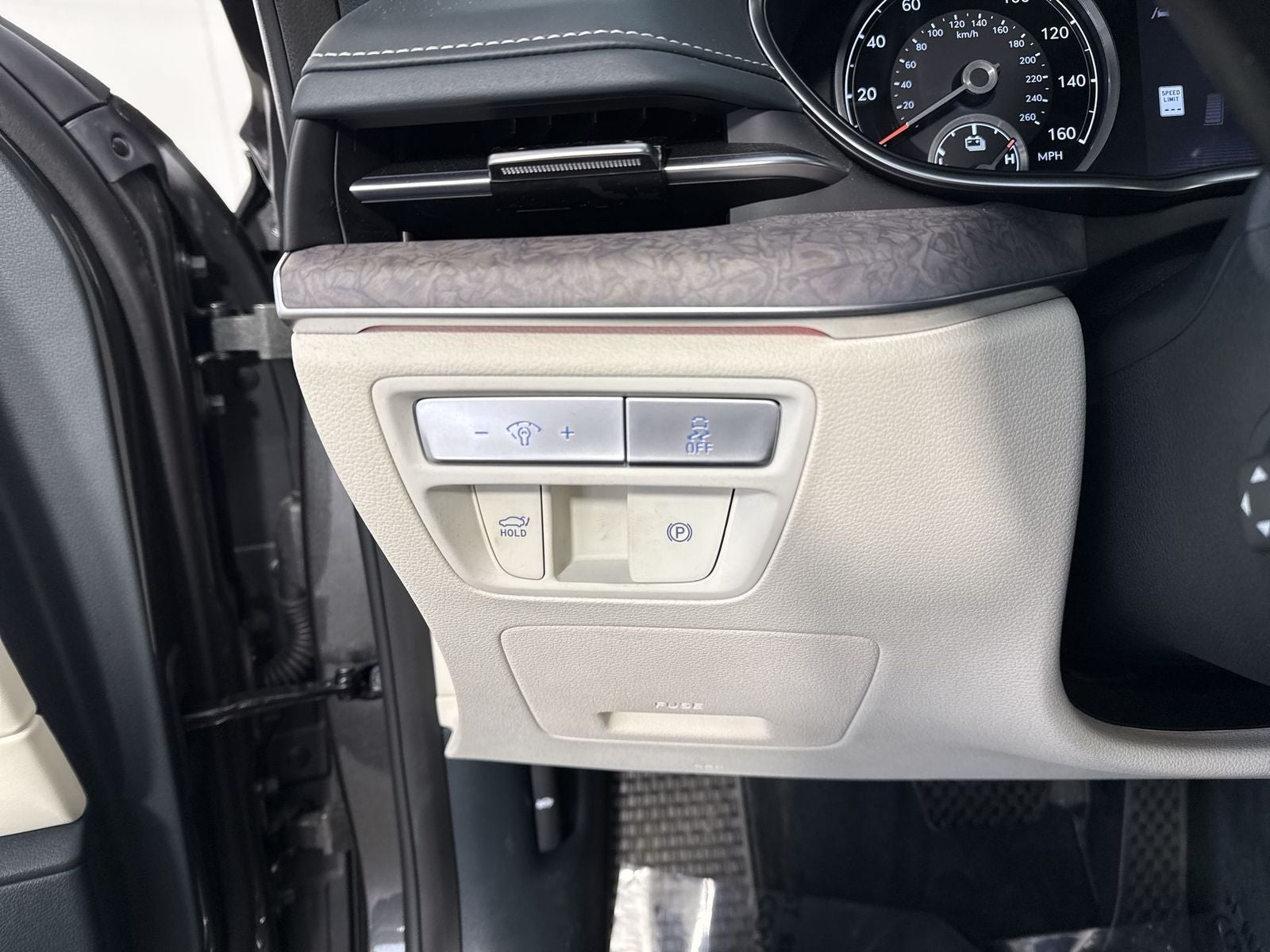 2024 Genesis Electrified G80 Advanced