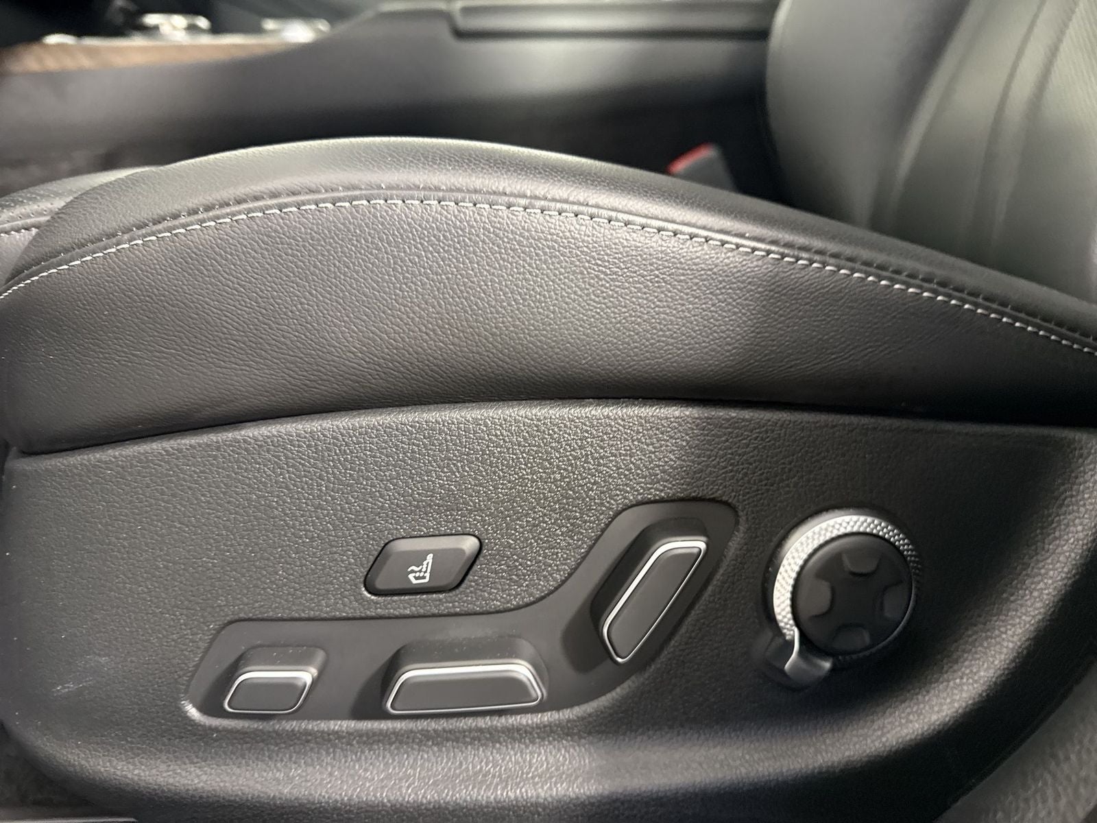 2024 Genesis Electrified G80 Advanced