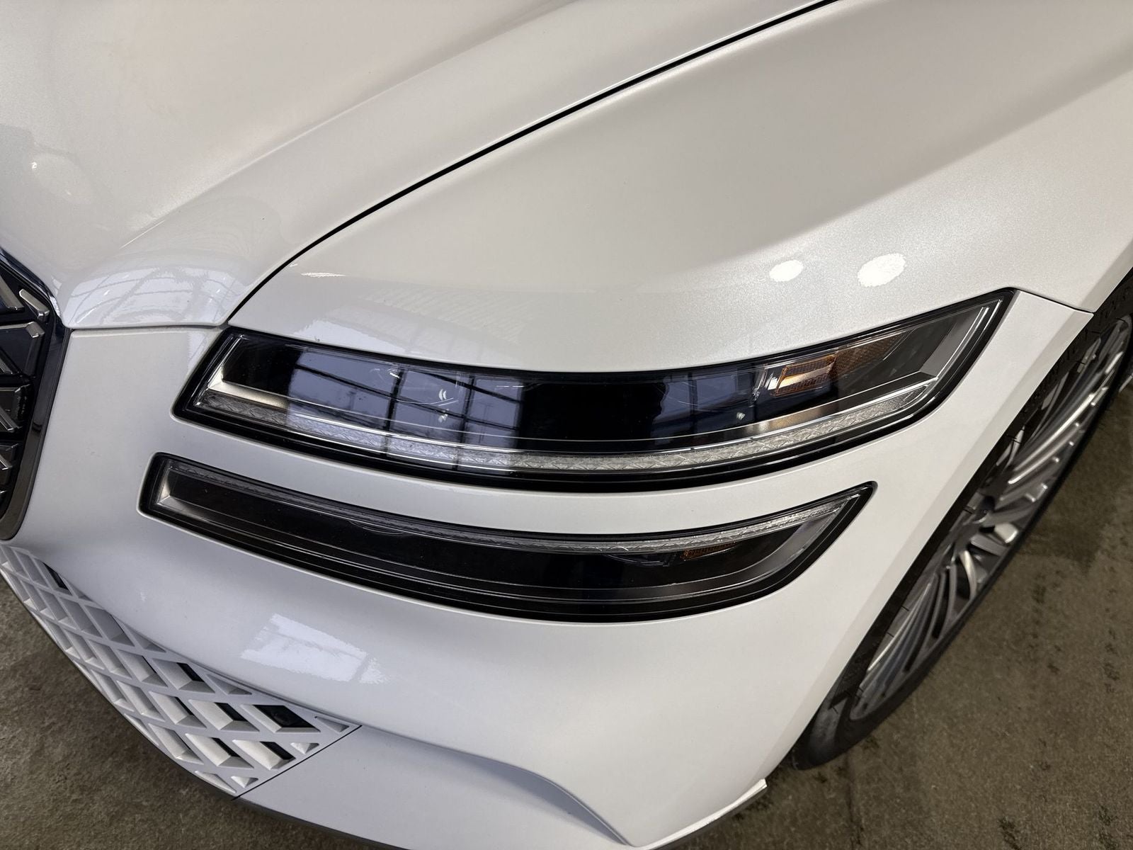 2024 Genesis Electrified G80 Advanced