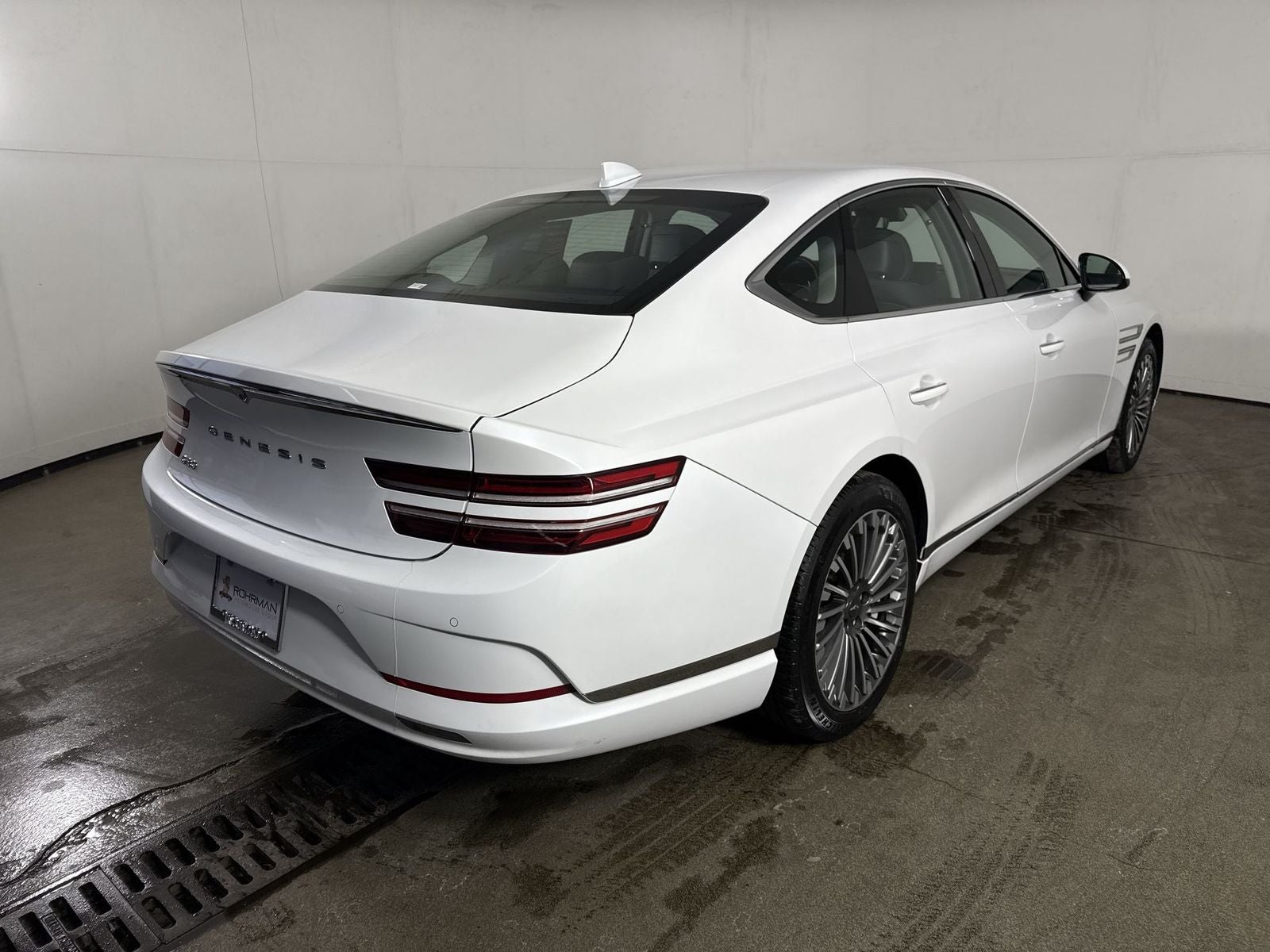2024 Genesis Electrified G80 Advanced