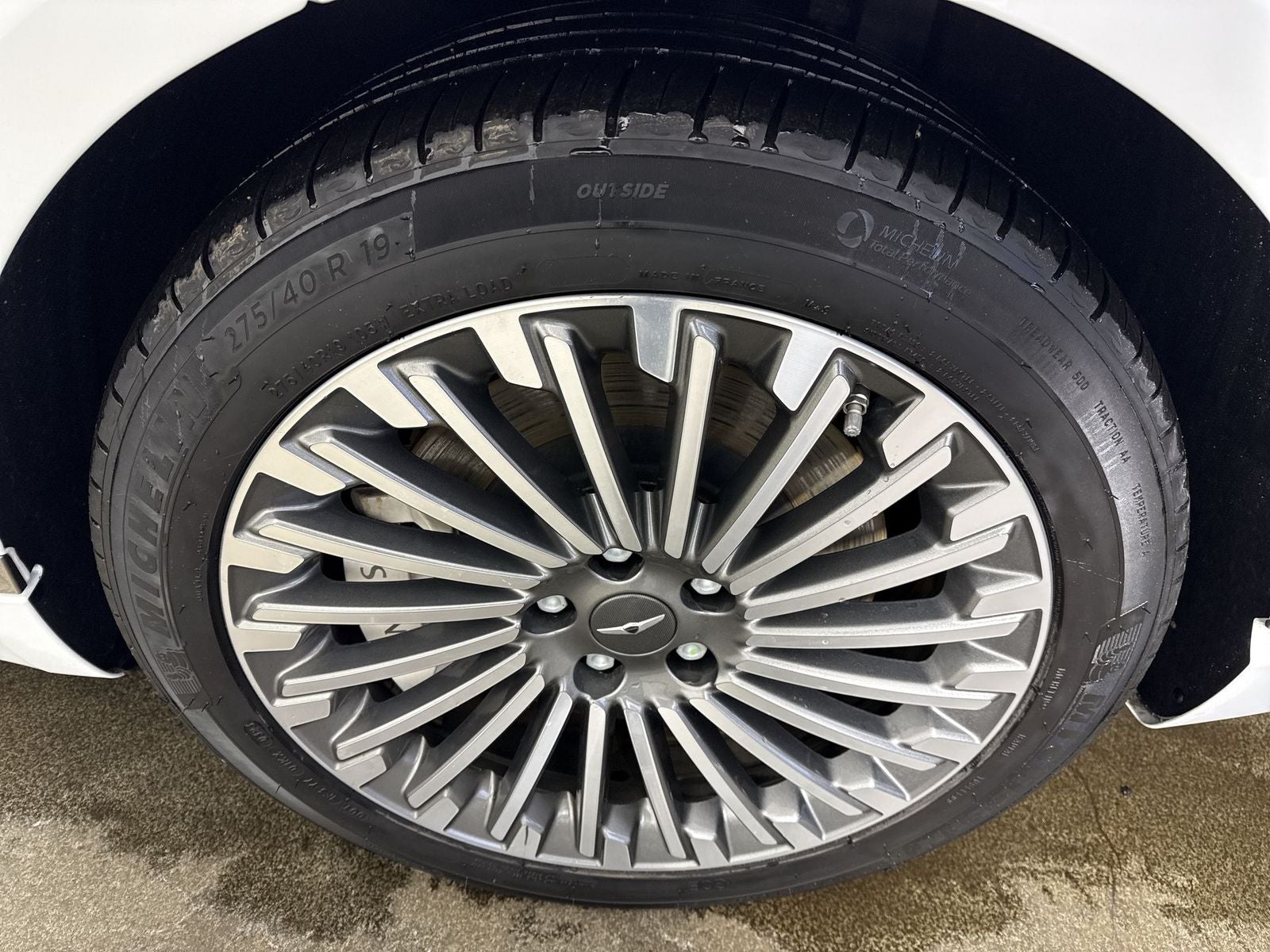 2024 Genesis Electrified G80 Advanced