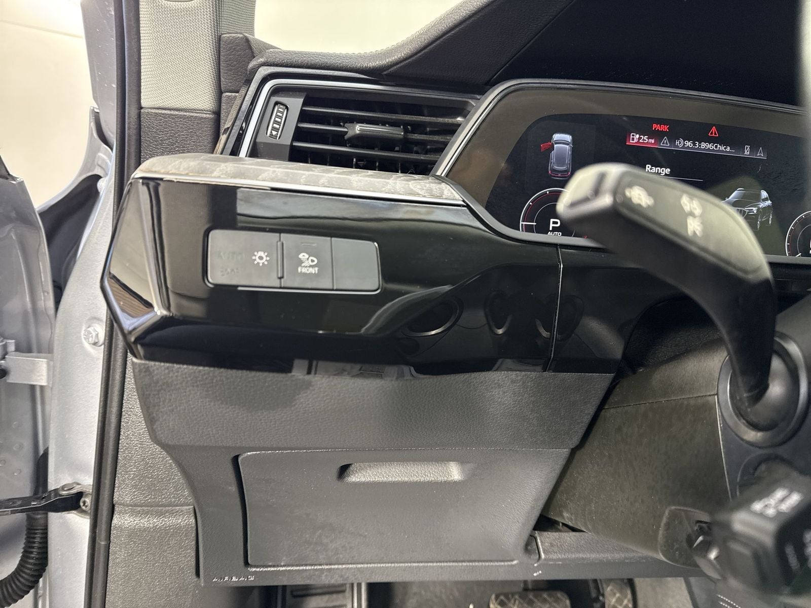 2021 Audi e-tron Premium quattro