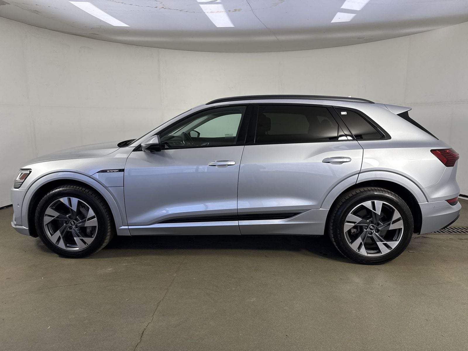 2021 Audi e-tron Premium quattro