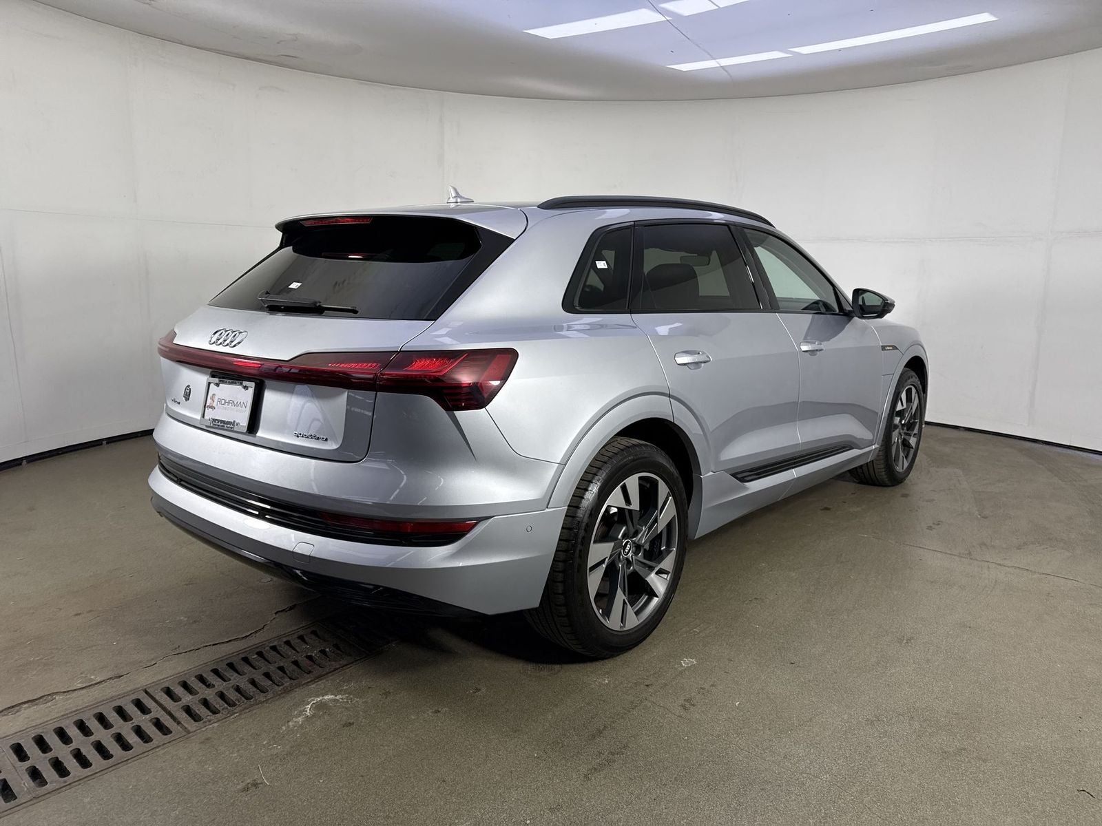 2021 Audi e-tron Premium quattro