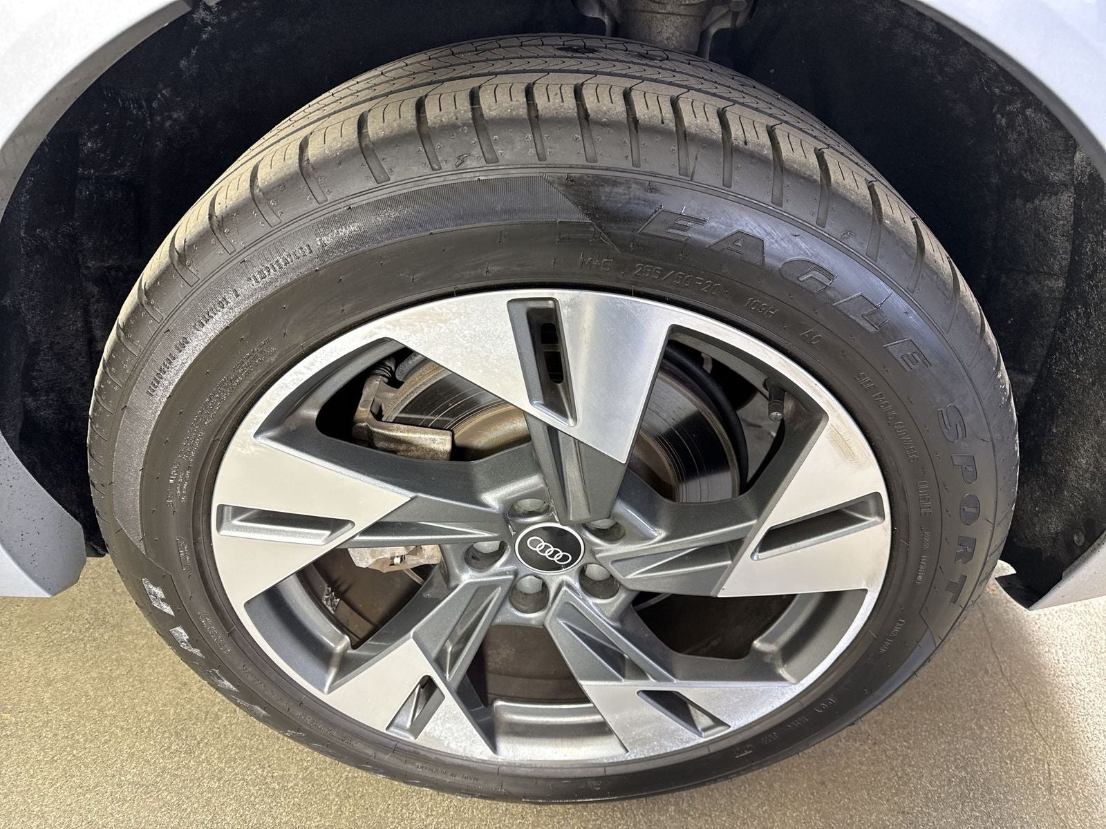 2021 Audi e-tron Premium quattro