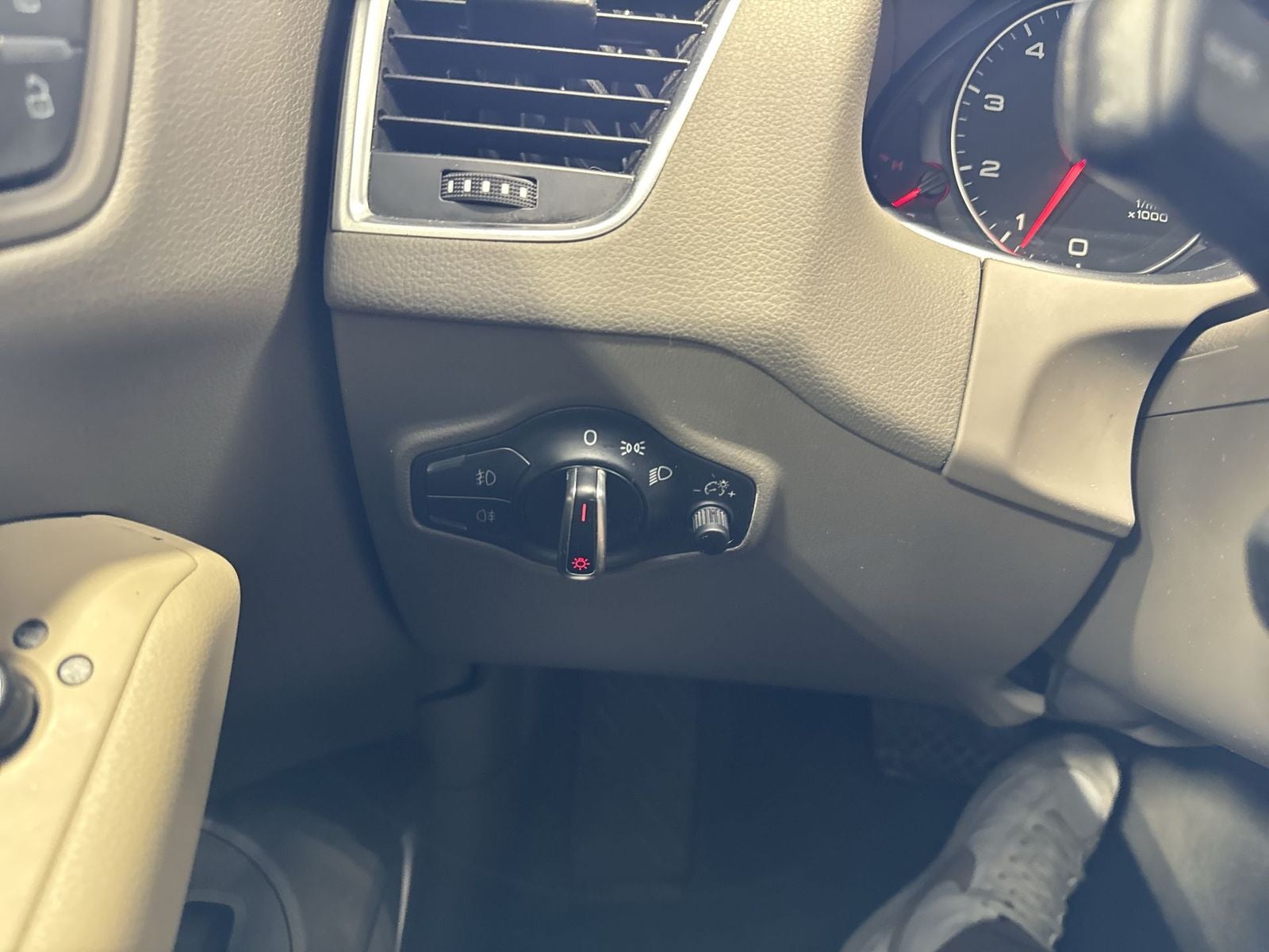 2012 Audi Q5 2.0T Premium quattro