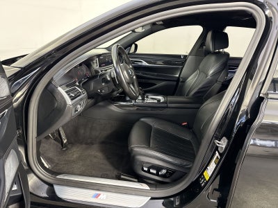 2022 BMW 7 Series 750i xDrive