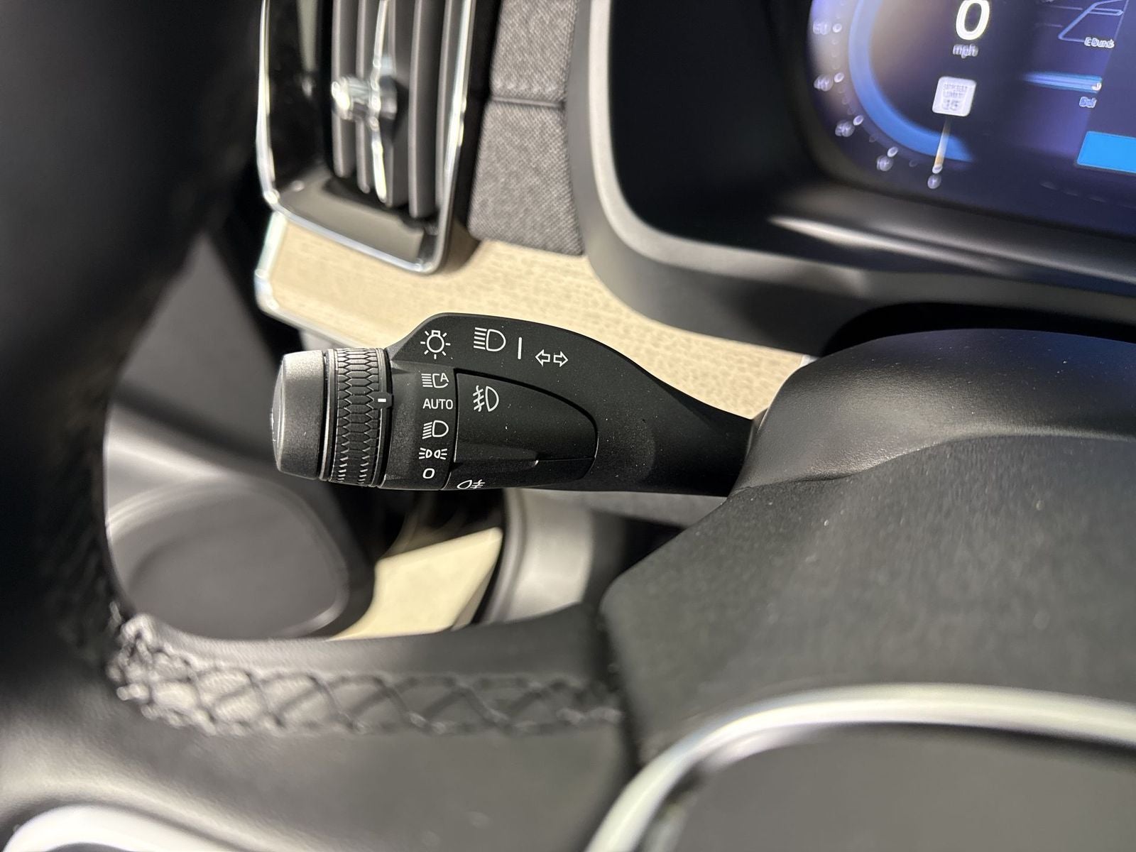 2025 Volvo XC90 B6 Plus 7-Seater 2025.5