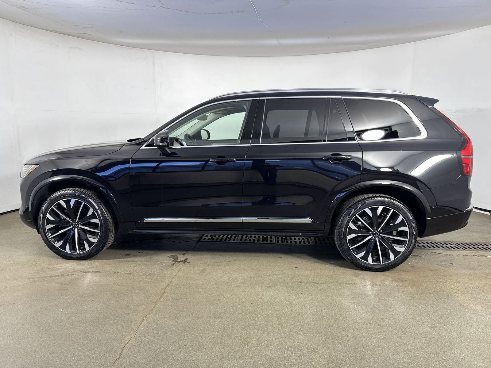 2025 Volvo XC90 B6 Plus 7-Seater 2025.5