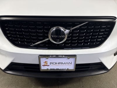 2024 Volvo XC40 B5 Plus Dark Theme