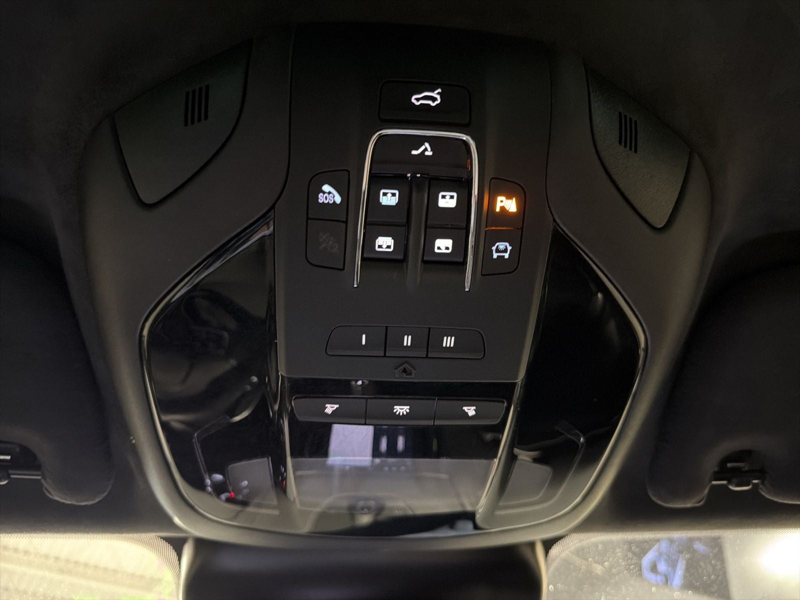 2023 Maserati Levante Modena S V8